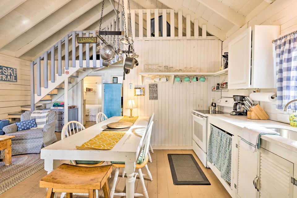 Cottage (2 Bedrooms) | Interior