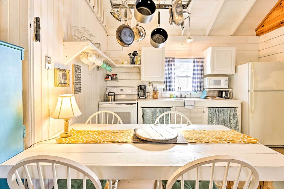 Cottage (2 Bedrooms) | Interior