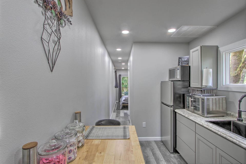 Apartment (0 Bedroom) | Interior