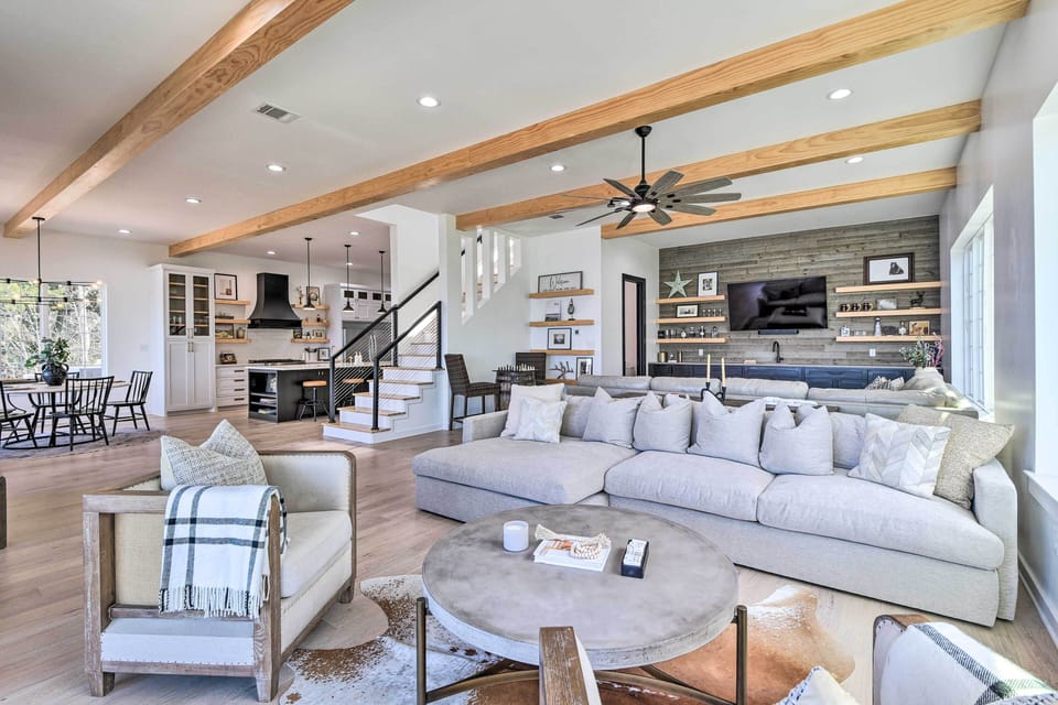 House (3 Bedrooms) | Front of property