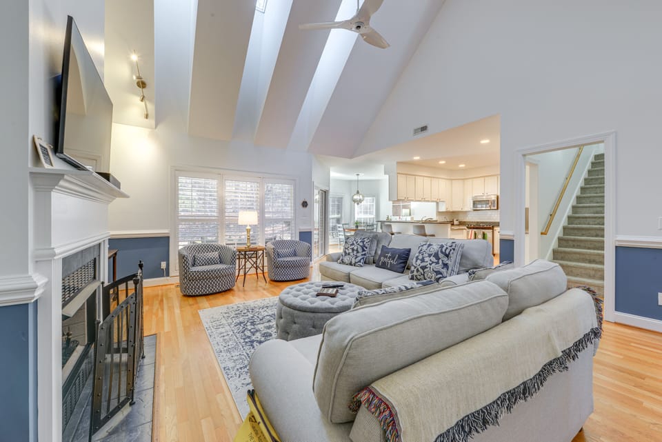 House (4 Bedrooms) | Front of property