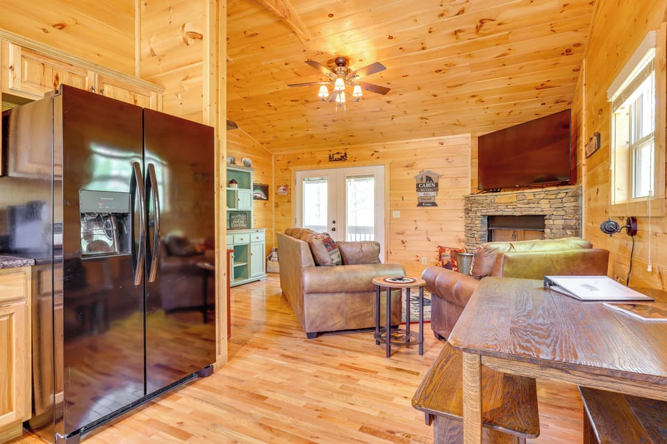 House (2 Bedrooms) | Interior