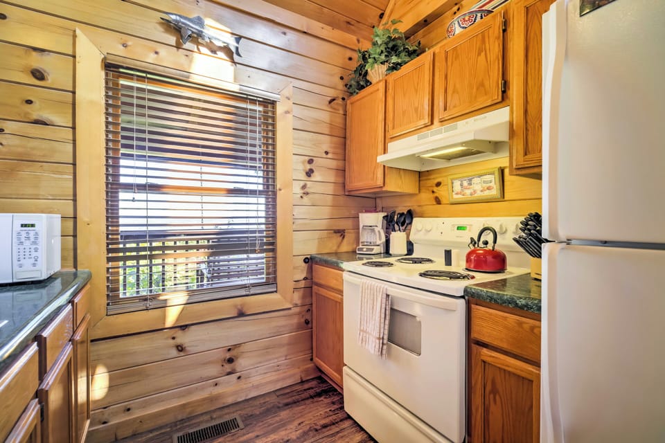 House (2 Bedrooms) | Interior