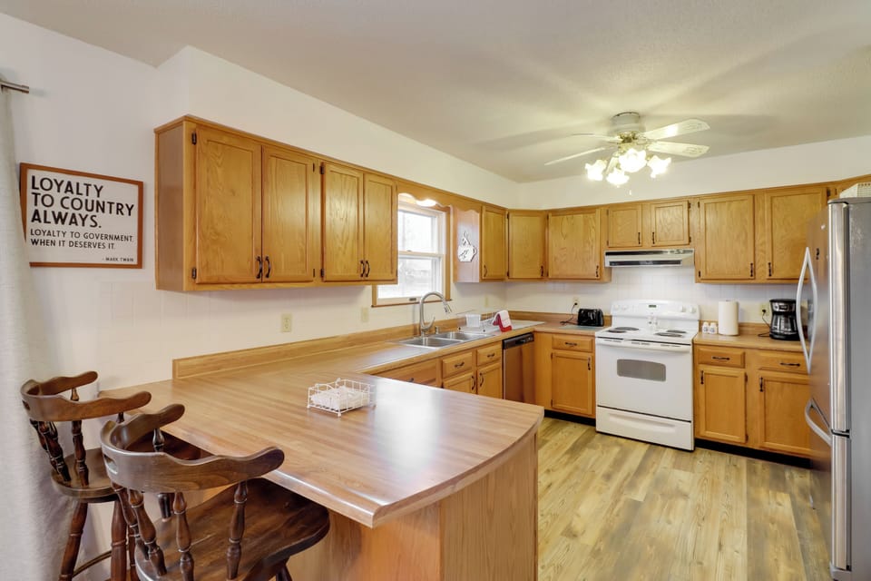 House (3 Bedrooms) | Interior