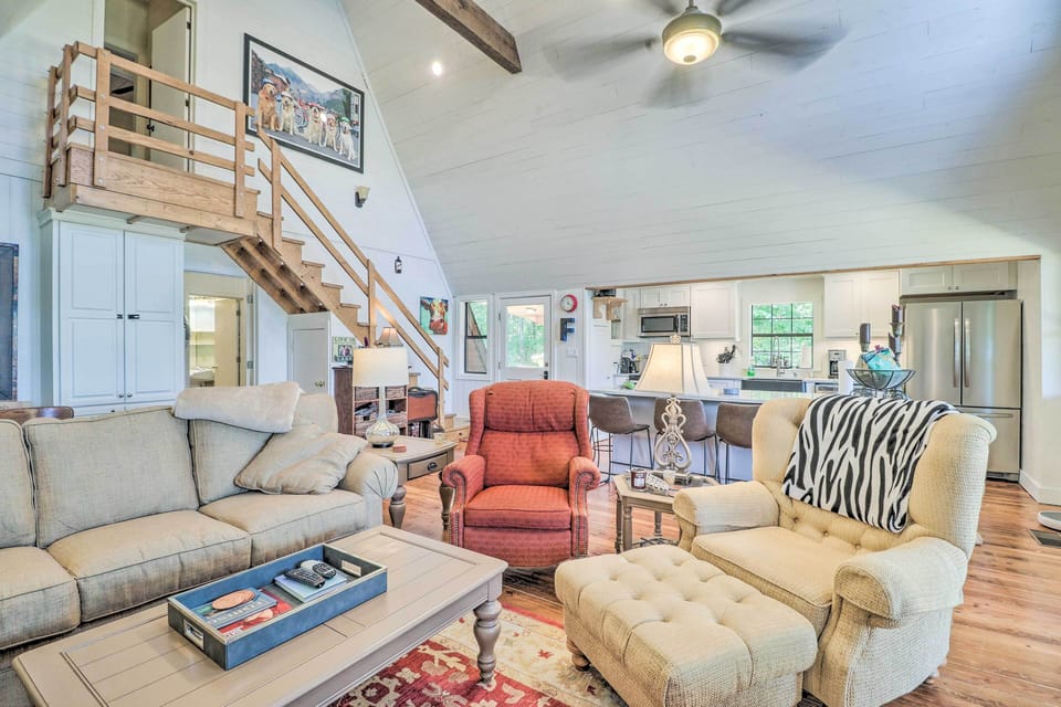 House (3 Bedrooms) | Interior