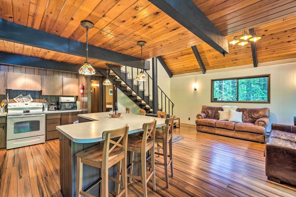 House (2 Bedrooms) | Interior