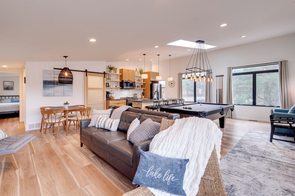 House (2 Bedrooms) | Interior