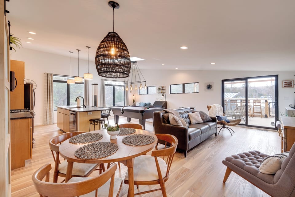 House (2 Bedrooms) | Front of property