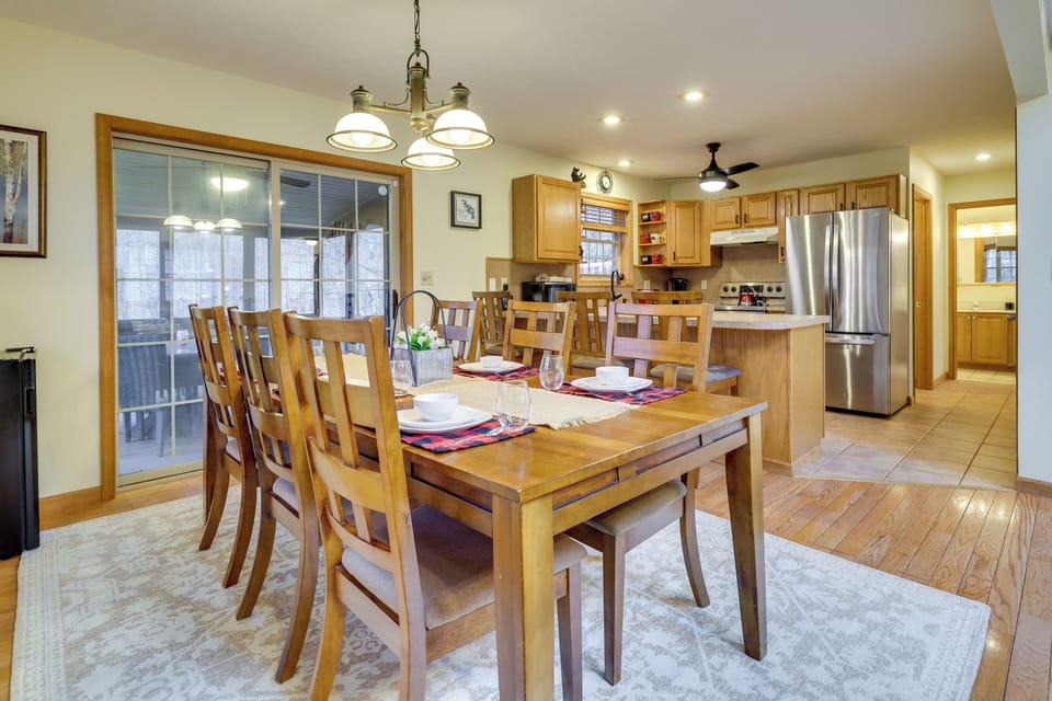 House (4 Bedrooms) | Interior
