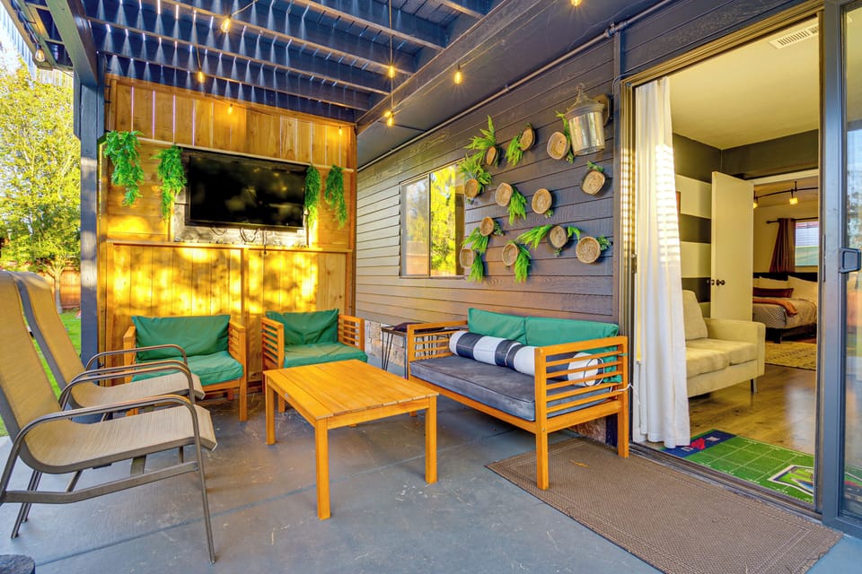 House (4 Bedrooms) | Interior