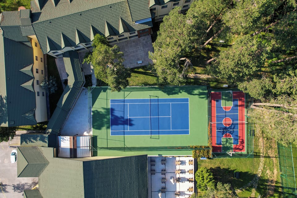 Sport court