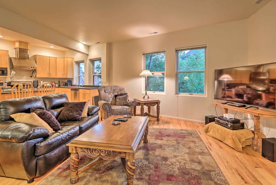 Apartment (3 Bedrooms) | Front of property