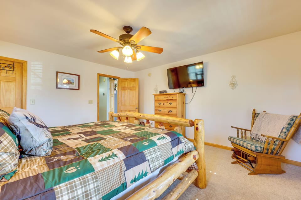 House (2 Bedrooms) | Interior