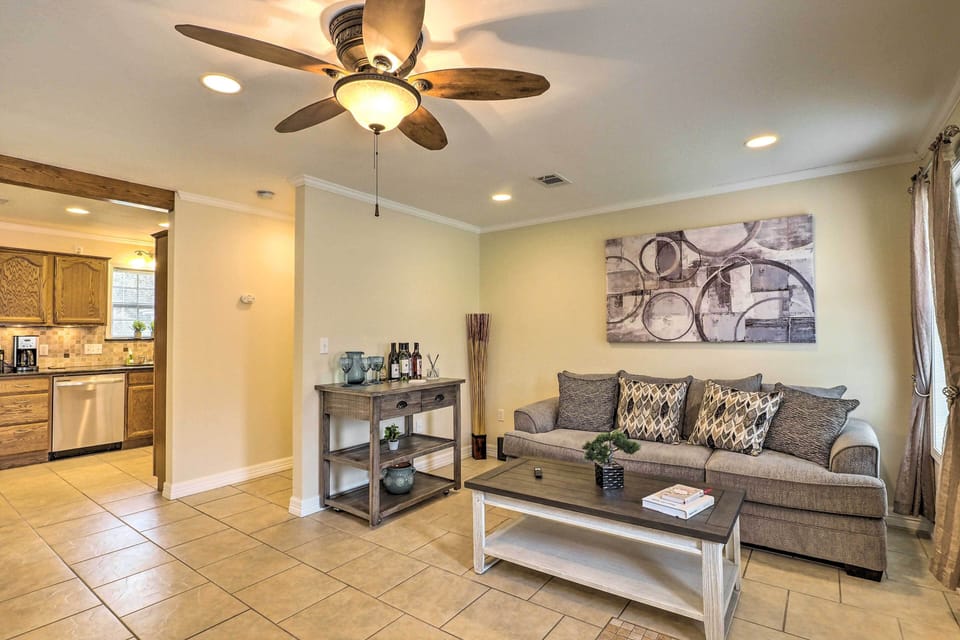 House (2 Bedrooms) | Front of property