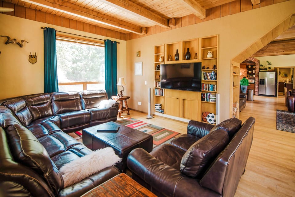 House (Multiple Bedrooms) | Interior