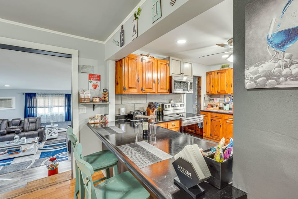 House (3 Bedrooms) | Interior