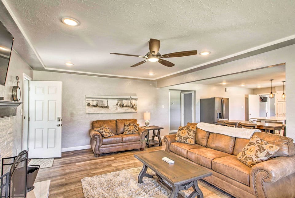 House (3 Bedrooms) | Interior