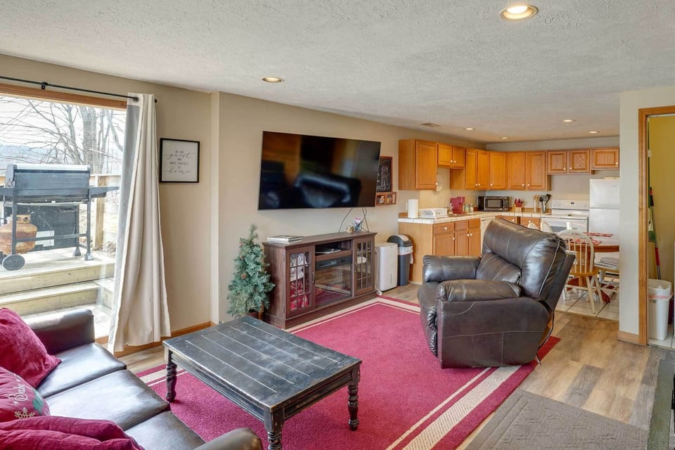House (3 Bedrooms) | Front of property