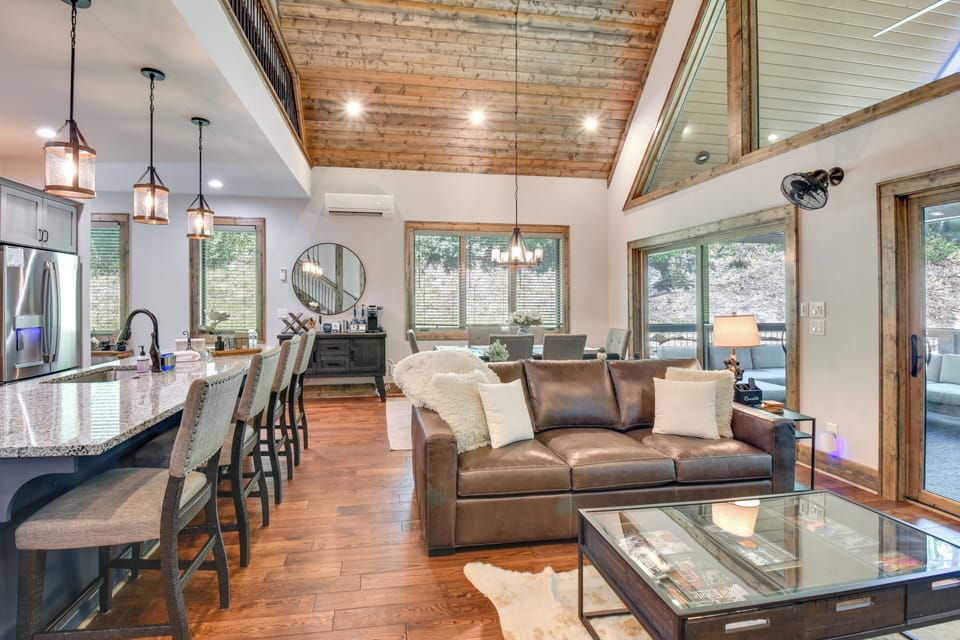Cottage (2 Bedrooms) | Interior