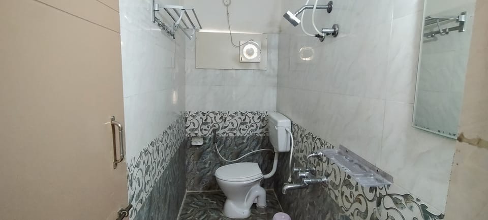 PPH Living Grand Arabian Hotel in Bengaluru