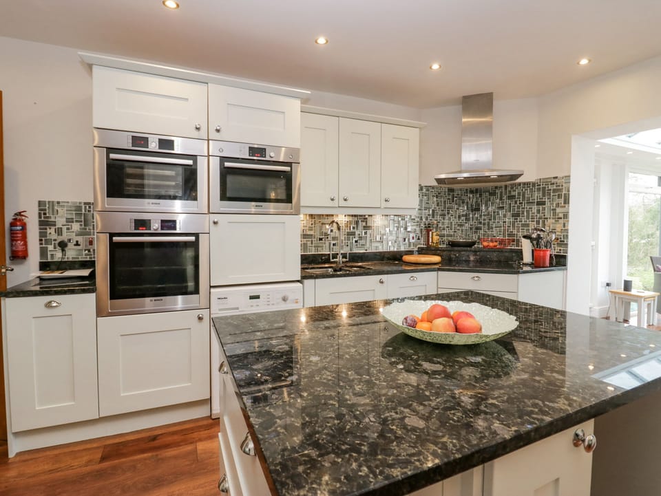 Fridge, dishwasher, electric kettle, toaster