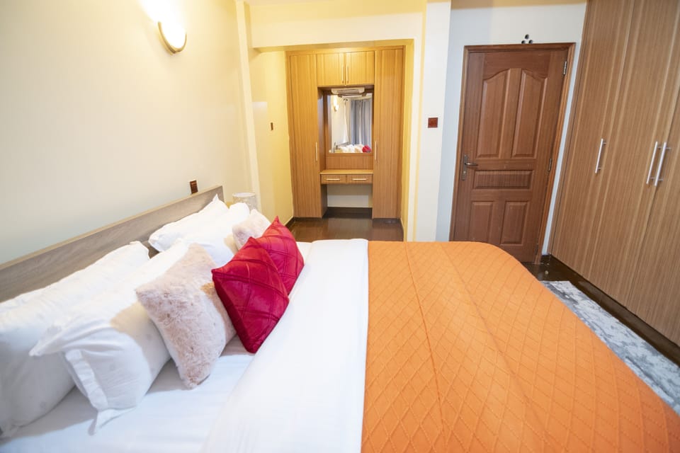 Classic Apartment, 3 Bedrooms, Ensuite | 3 bedrooms, desk, laptop workspace, iron/ironing board