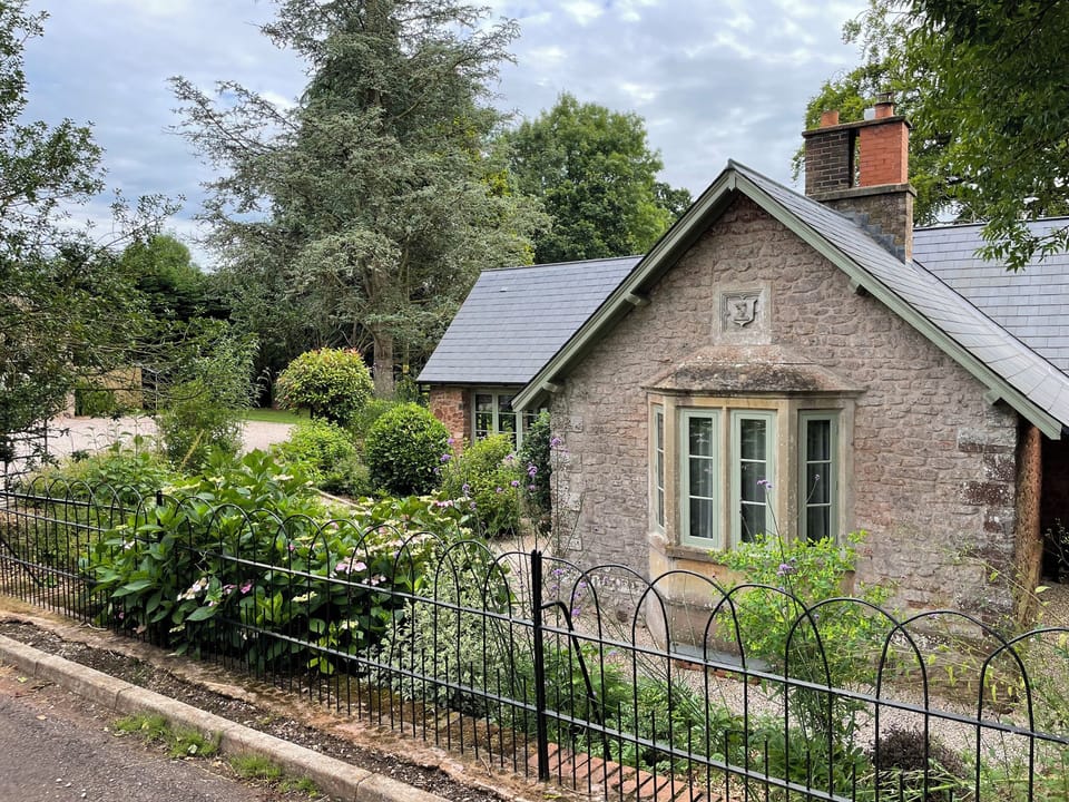 Cottage | Exterior