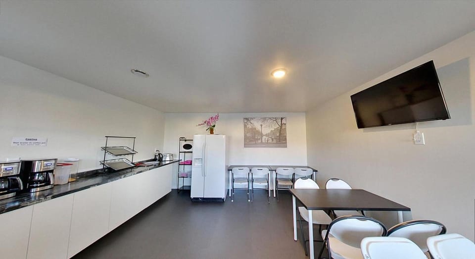 Fridge, dining table