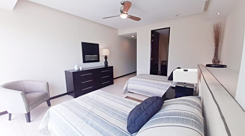 Luxury Condo | 4 bedrooms, individually decorated, desk, iron/ironing board