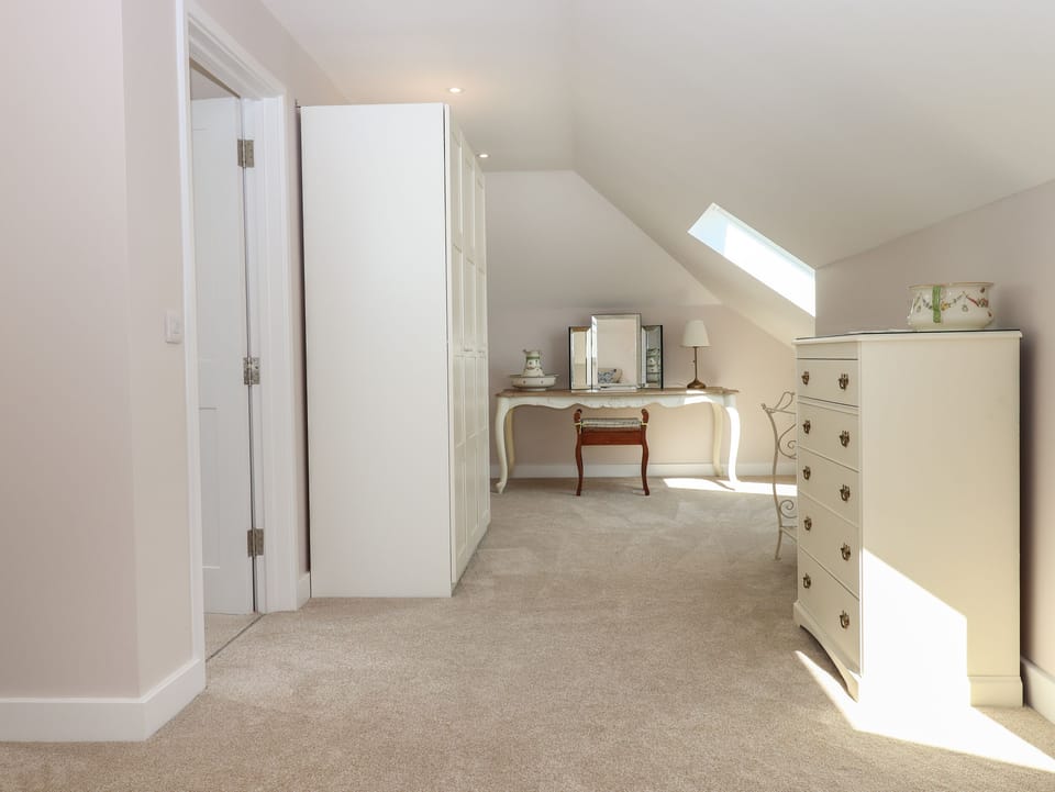 Fridge, dishwasher, electric kettle, toaster