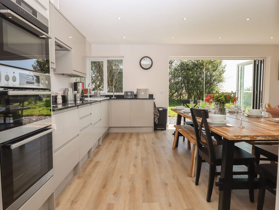 Fridge, dishwasher, electric kettle, toaster