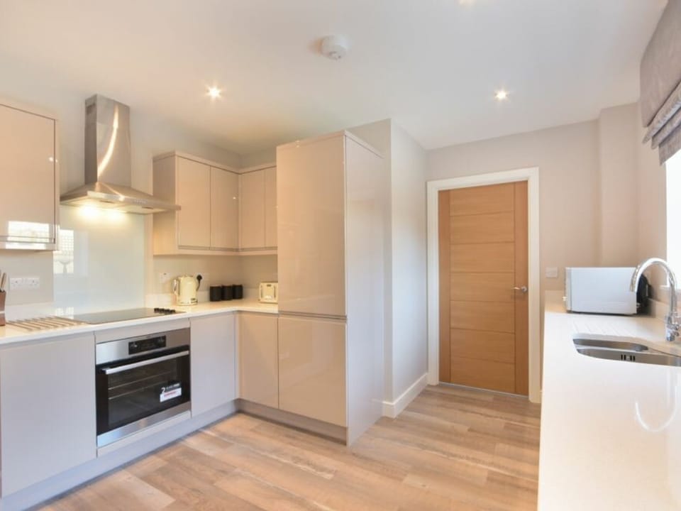 Fridge, dishwasher, electric kettle, toaster