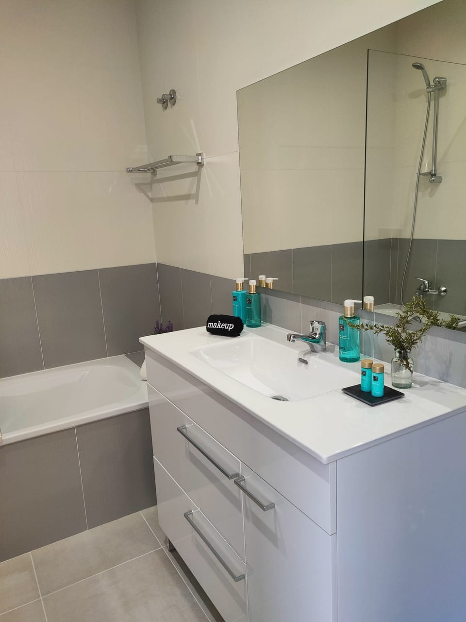 Superior Double Room | In-room safe, desk, free WiFi