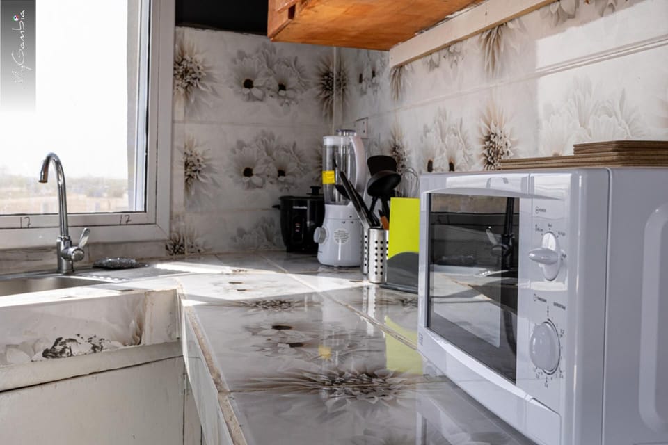 Apartment | Private kitchen | Fridge, microwave, oven, stovetop