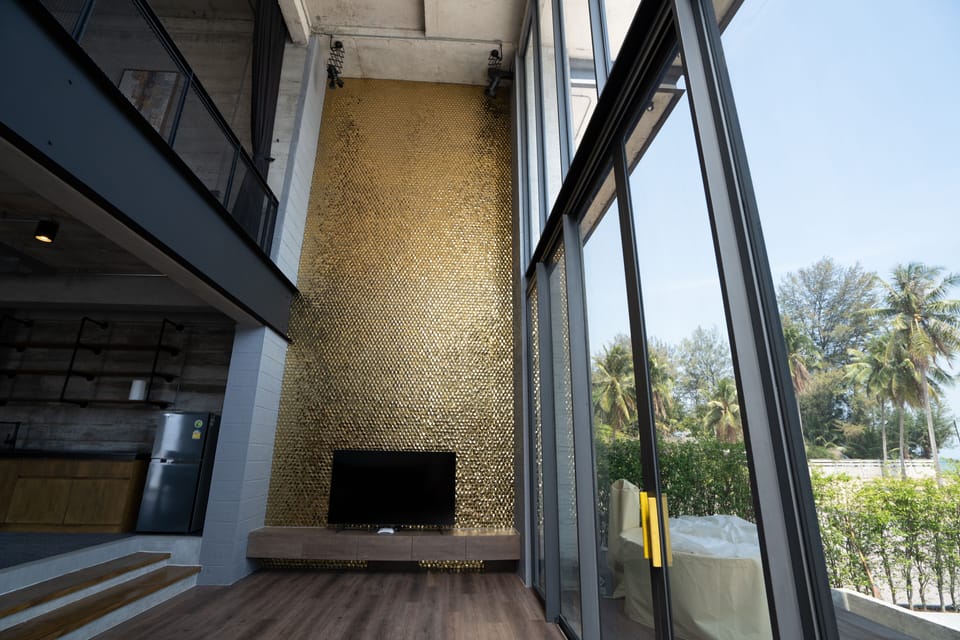Exclusive Duplex | Living area