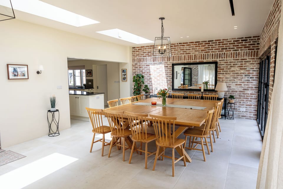 Family House, Multiple Beds | In-room dining