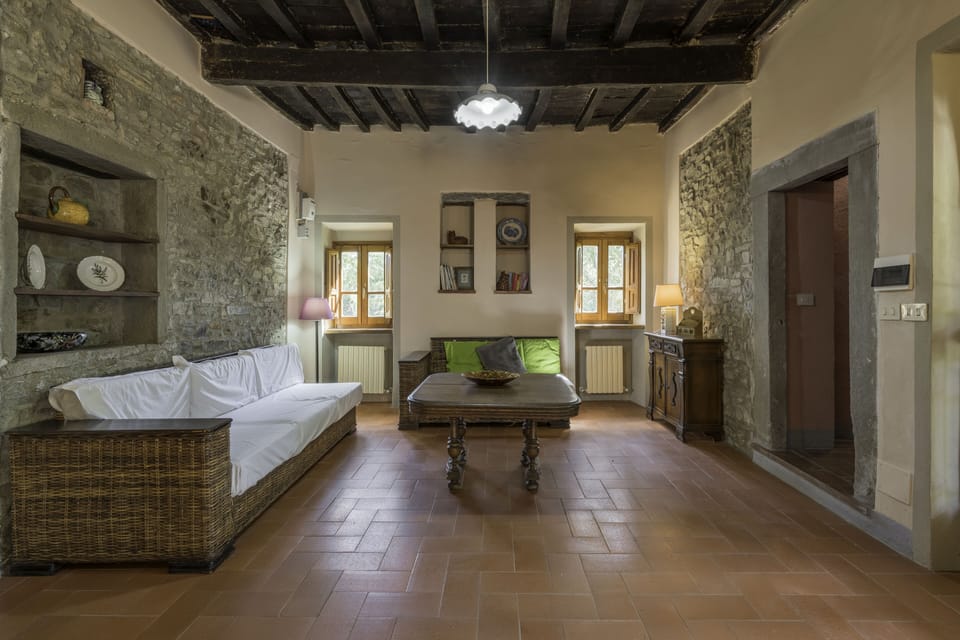 Villa | Living area | Fireplace, table tennis