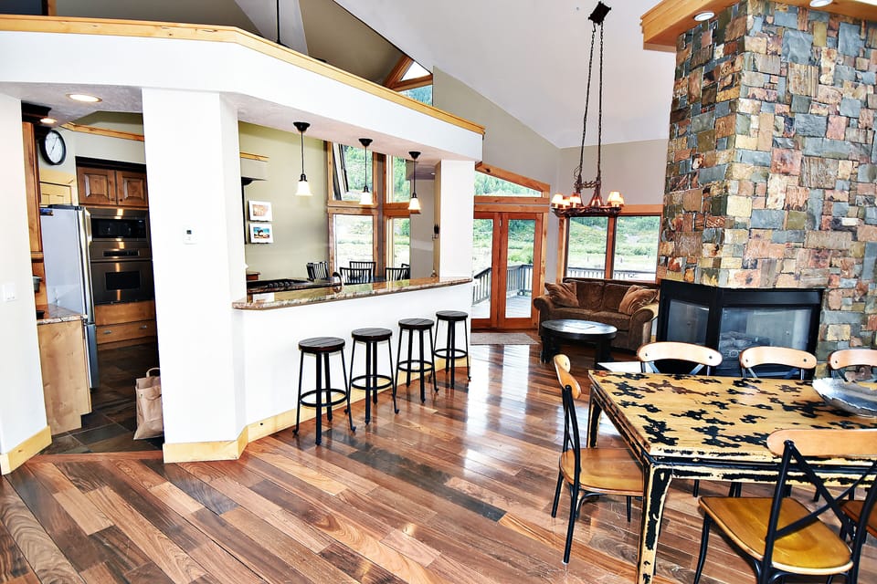 Luxury House, Multiple Bedrooms, Kitchenette, Mountainside | Private kitchen | Espresso maker, coffee/tea maker, full-size fridge, microwave