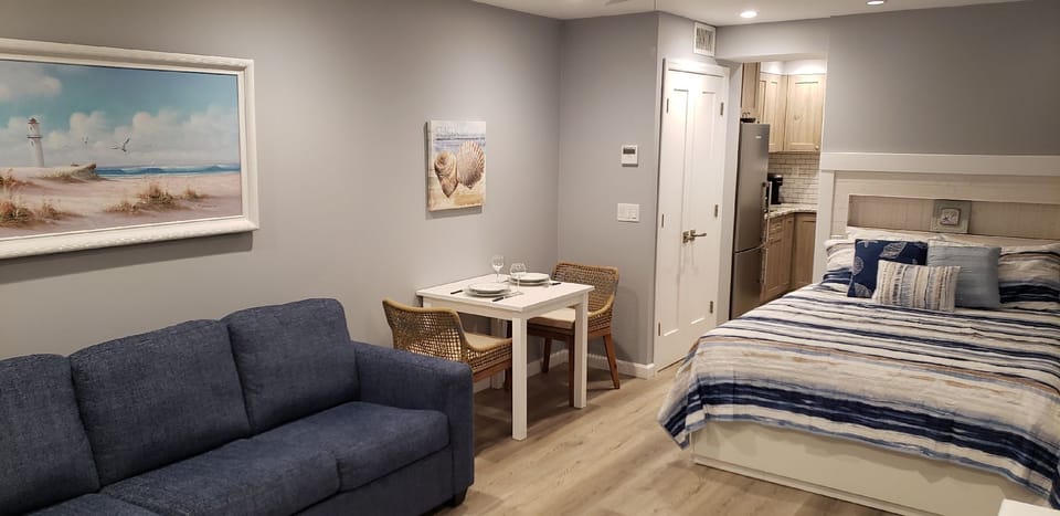 Studio | Iron/ironing board (on request), WiFi (free), individually decorated