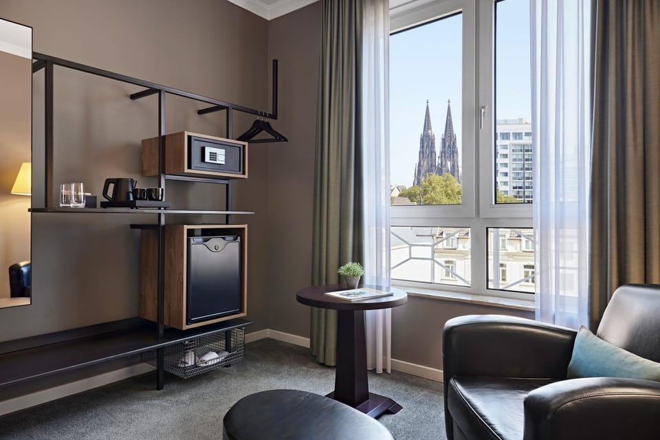 Lindner Hotel Cologne City Plaza, part of JdV by Hyatt Hotel in Cologne