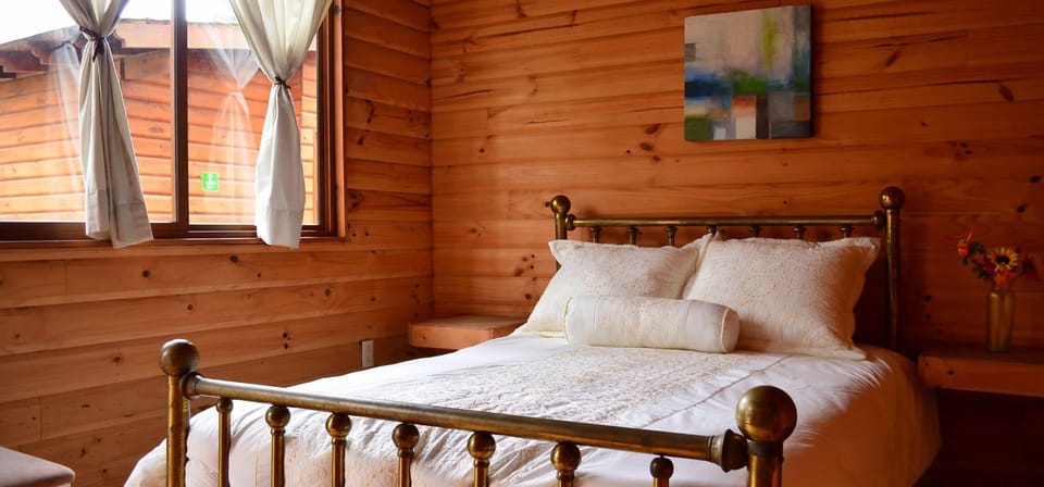 Desk, free cribs/infant beds, rollaway beds, free WiFi