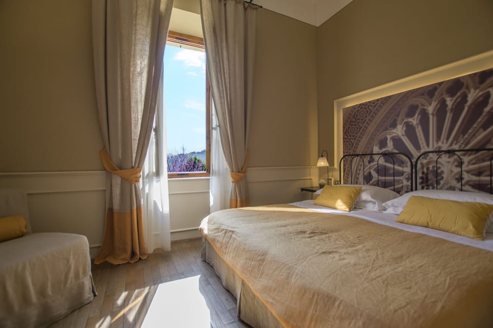 Standard Double Room | Desk, free cribs/infant beds, rollaway beds, free WiFi