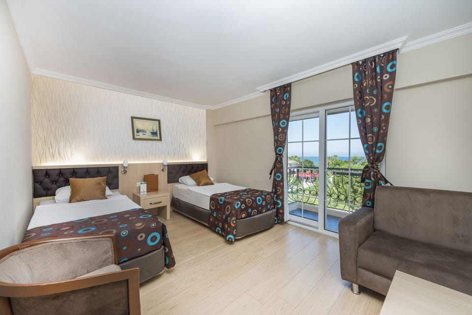 Minibar, in-room safe, free cribs/infant beds, WiFi