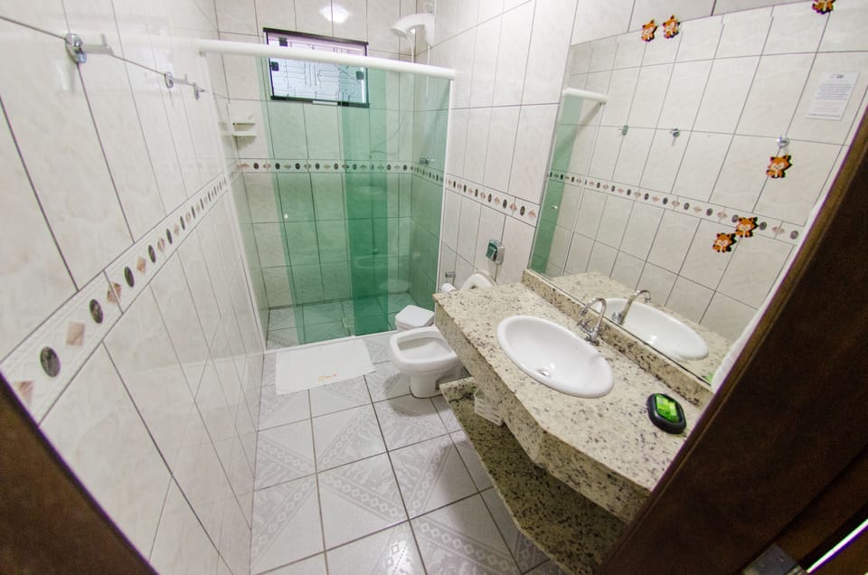 Room (Quintuple) | Bathroom | Shower