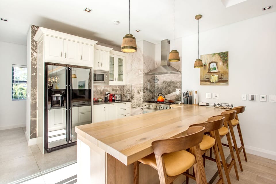 Design House | Private kitchen | Coffee/tea maker, electric kettle, highchair