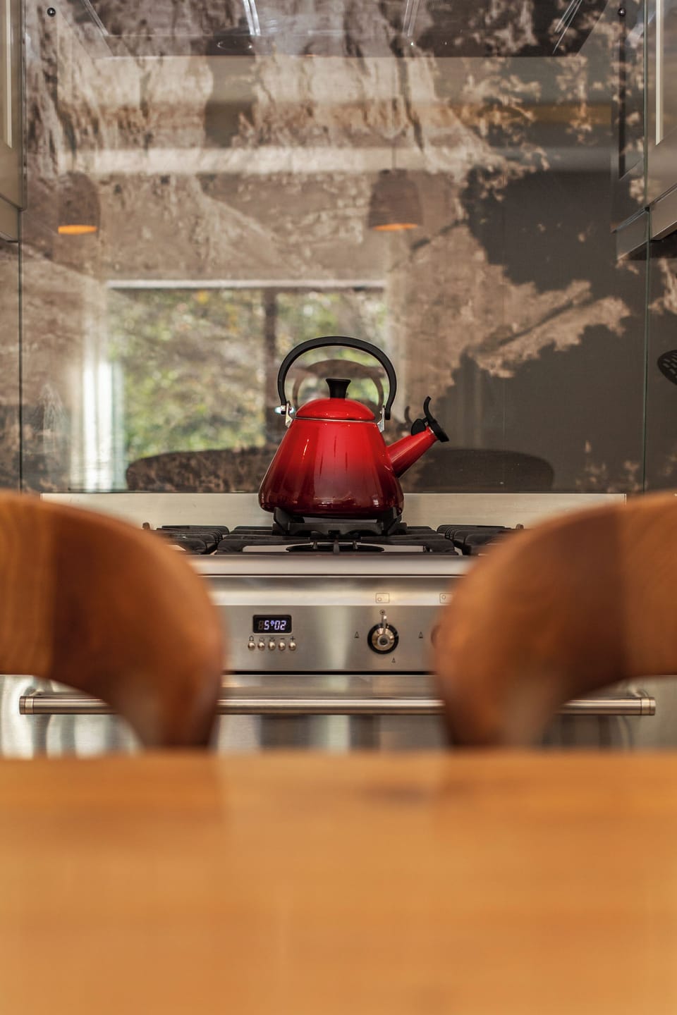 Coffee/tea maker, electric kettle, highchair