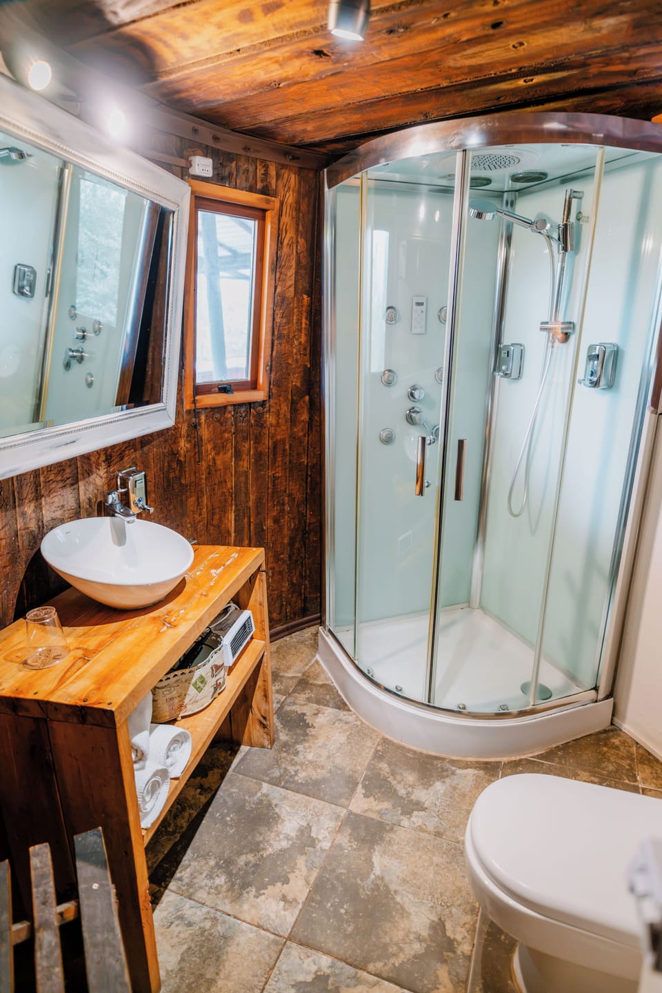 Gran Reserva, Habitación en Barrica de Vino | Premium bedding, minibar, in-room safe, bed sheets