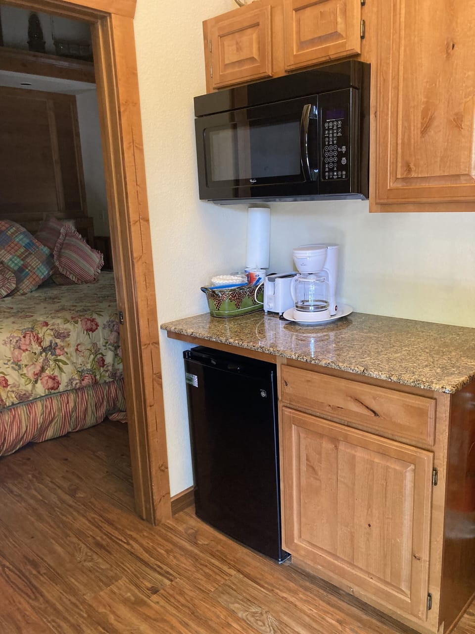 Fridge, microwave, coffee/tea maker