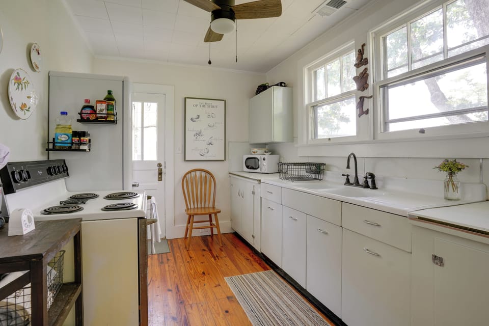 Cottage (2 Bedrooms) | Interior