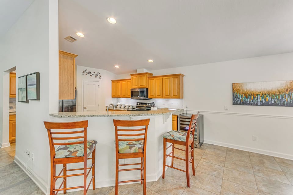 House (4 Bedrooms) | Interior